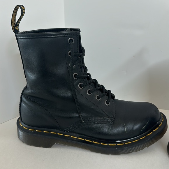 Dr. Martens Unisex Combs Leather Casual Boots Sz 7 - Picture 2 of 8